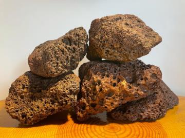Lav Kayası